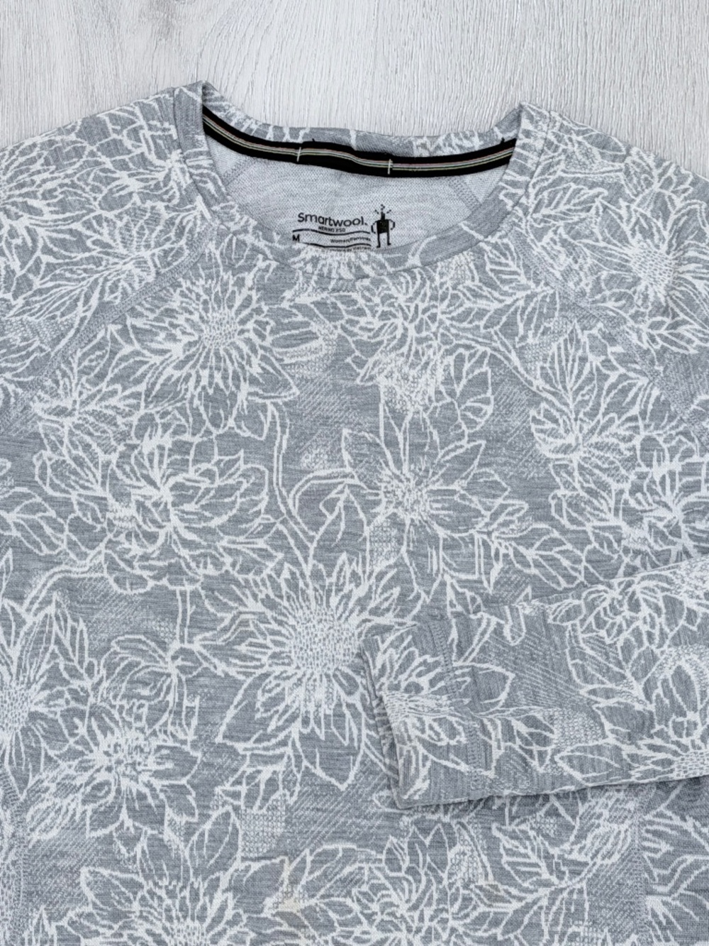 Smartwool Merino Wool 250 Base Layer Top Womens Size M Gray & White Floral